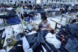 Malaysia to hire more foreign workers in textile, goldsmith, barbering