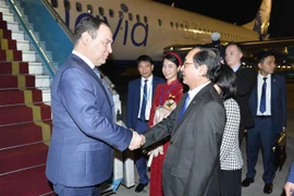 Belarusian PM arrives in Hanoi, beginning official visit to Vietnam