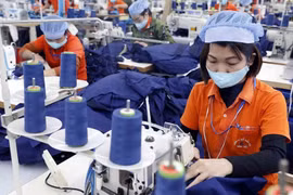 Vietnam targets 44 billion USD in textile, apparel export turnover in 2024: VITAS