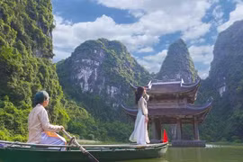 Korean musician brings Vietnamese beauty to the world