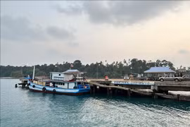 Thailand strives to revive island tourism