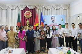 Activities abroad mark birth anniversary of President Ho Chi Minh 