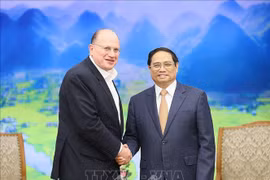 PM commends HSBC's contributions to Vietnam's economy