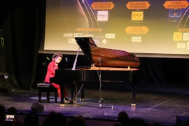 Final of first piano, singing contest for Vietnamese in Europe held