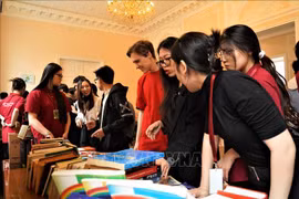 Vietnam Book, Reading Culture Day responded in Russia