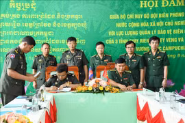 Tay Ninh, Cambodian localities closely work in border management
