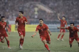 Vietnam, Thailand draw 2-2 in first leg of AFF Cup final