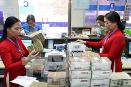 Reference exchange rate up 33 VND on August 15