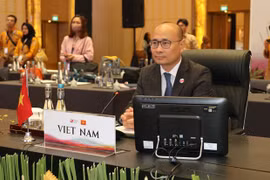 ASEAN discusses 16 priority economic deliverables