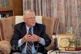 Vietnam, Australia see more cooperation opportunities: Prof. Carl Thayer