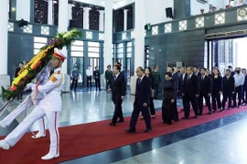 Memorial service held for former Deputy PM Vu Khoan