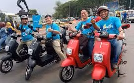  Indonesia strives to convert motorbikes into EVs