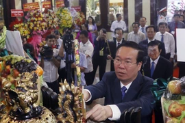 State leader commemorates late President Ton Duc Thang