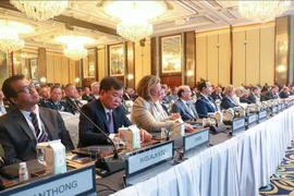 Vietnam attends 20th Shangri-La Dialogue in Singapore