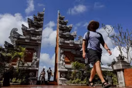 Indonesia considers visa waivers for 20 countries, territories