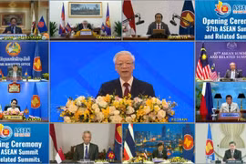 Vietnam’s 28 years of ASEAN membership: Joining hands for strong, united, prosperous community