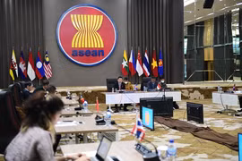 ASEAN member countries discuss strengthening connectivity