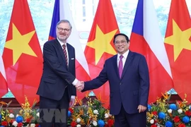 Czech Prime Minister concludes visit to Vietnam