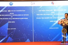 Vietnamese, French scientific research establishments mark 40 years of cooperation 