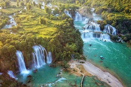 Free entrance for tourists to Ban Gioc Waterfall Festival
