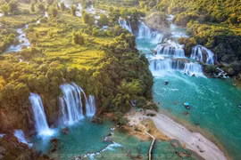 Free entrance for tourists to Ban Gioc Waterfall Festival