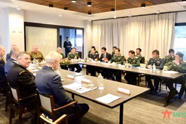 Vietnam, New Zealand boost defense ties