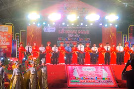 Vietnam- Thailand trade fair opens in An Giang