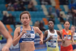 Athletes Nguyen Thi Oanh takes 1,500m Asian Indoor Championship title