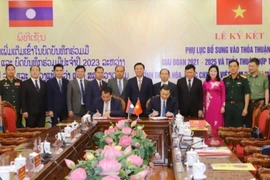 Vietnamese, Lao provinces augment all-round relations