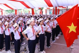  President congratulates educators, students on new school year