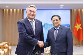Kazakh President’s Vietnam visit hoped to lift bilateral ties to new height