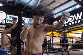 Boxers fight for international titles in HCM City
