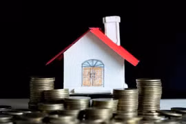 Household debt in Thailand at 15-year high