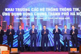 Hanoi launches information systems, applications for common use