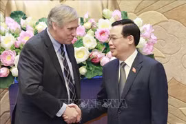 National Assembly Chairman hosts members of US Congress 
