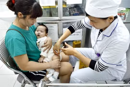 Health authorities call for polio vaccinations to be stepped up 