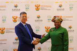 Vietnam, South Africa share experience in social insurance development