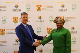 Vietnam, South Africa share experience in social insurance development