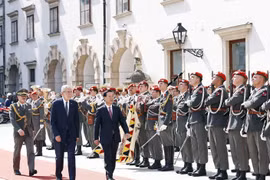 Welcome ceremony held for Vietnamese President in Vienna