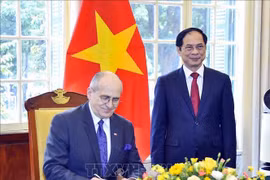 Minister of Foreign Affairs holds talks with Polish counterpart 