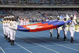 Cambodian PM calls for SEA Games spectators to maintain dignity