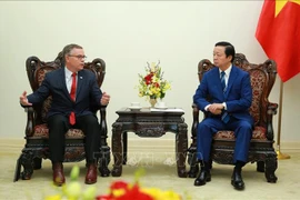 Deputy PM calls for Dell’s participation in digital transformation in Vietnam