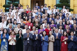 State leader praises role of handicraft artisans, workers in cultural promotion