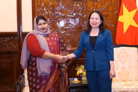 Vice President praises Bangladeshi Ambassador, Embassy for contributing to Vietnam-Bangladesh ties