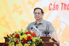 PM instructs measures to accelerate highway projects in Mekong Delta