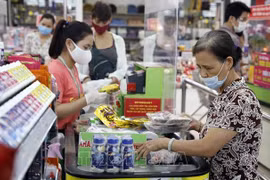 Promotions keep year-end consumer market busy