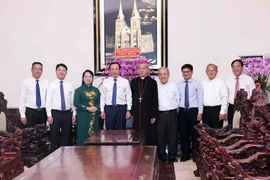 HCM City leader extends Christmas greetings to Catholic followers