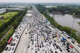 Indonesia increases traffic safety measures for tourism vehicles