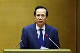 Minister of Labour, Invalids and Social Affairs Dao Ngoc Dung addresses the National Assembly's 7th session (Photo: VNA)