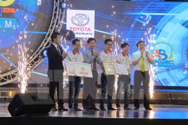 Lac Hong University named winner of Robocon Vietnam 2016